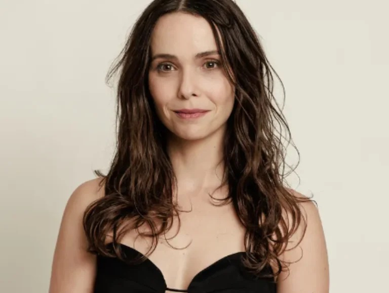DÉBORA FALABELLA RECUSA PAPEL IMPORTANTE EM FILME BIOGRÁFICO SOBRE ROBERTO CARLOS
