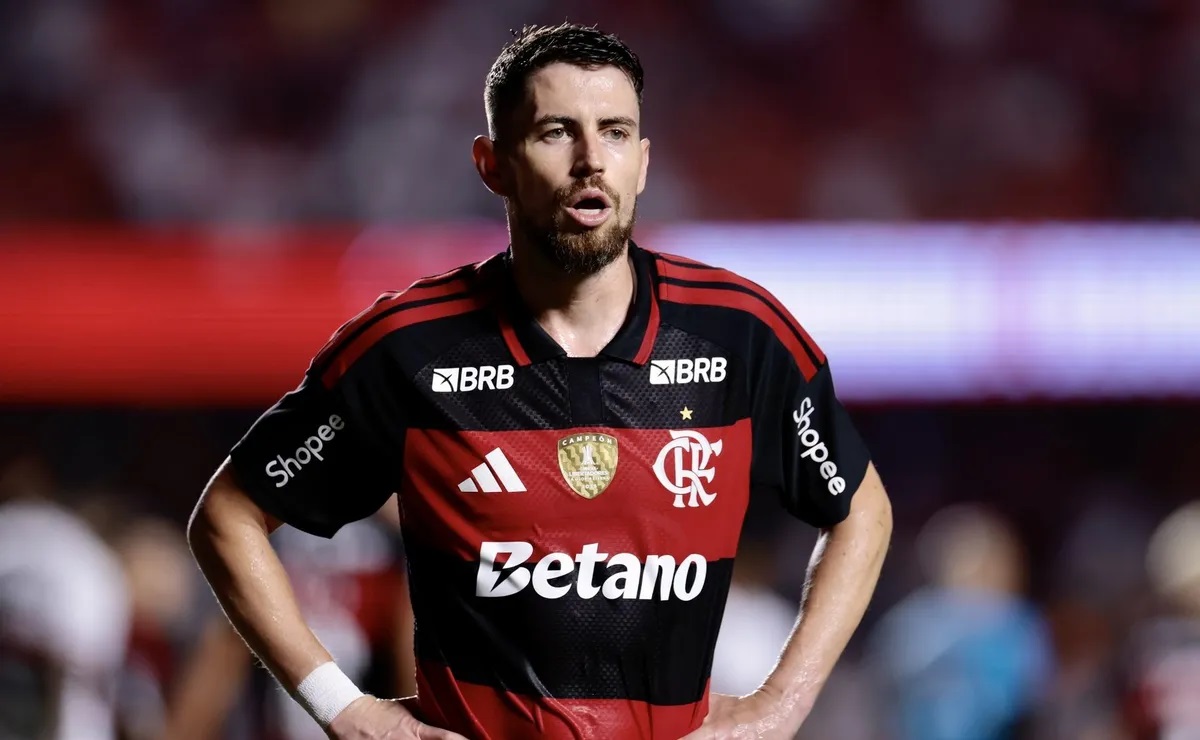 Jorginho prega foco total após eliminação amarga do Flamengo na Copa do Brasil