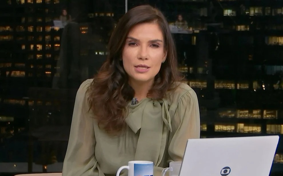SABINA SIMONATO SE EMOCIONA AO VIVO E CONDENA ASSASSINATO BRUTAL DE EX-PILOTO DO GLOBOCOP