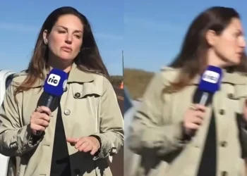 SUSTO AO VIVO: REPÓRTER DA RECORD QUASE É ATROPELADA E REBATE CRÍTICAS!