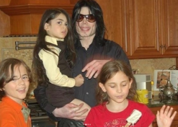 DISPUTA JUDICIAL POR HERANÇA BILIONÁRIA ROMPE RELAÇÃO ENTRE FILHOS DE MICHAEL JACKSON