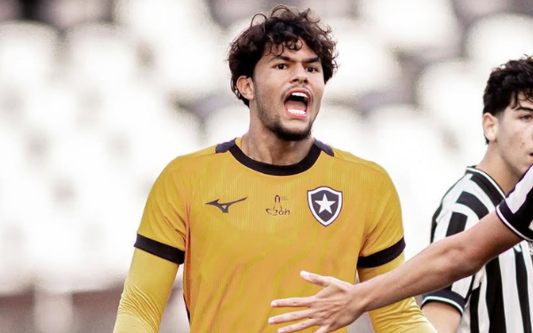BRUNINHO SAMUDIO É AFASTADO DA EQUIPE SUB-17 DO BOTAFOGO POR QUESTÕES DISCIPLINARES