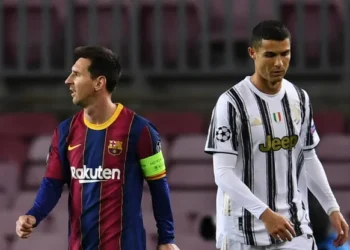 CRISTIANO RONALDO MANIFESTA SOLIDARIEDADE A LIONEL MESSI APÓS PERDA FAMILIAR