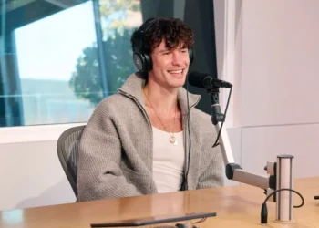 SHAWN MENDES MONTA ESTÚDIO IMPROVISADO NO BRASIL E INICIA PRODUÇÃO DE NOVO ÁLBUM