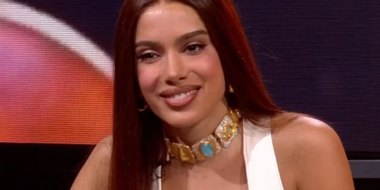 ANITTA FAZ CRÍTICAS À PRODUÇÃO E AO FIGURINO NA ESTREIA DE REALITY SHOW MUSICAL