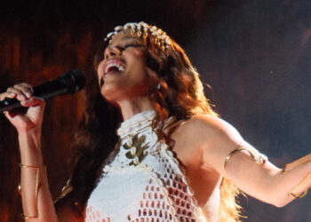 GLOBO PROGRAMA TRANSMISSÃO DE SHOW DA NOVA TURNÊ ‘EQUILIBRIUM’ DE ANITTA