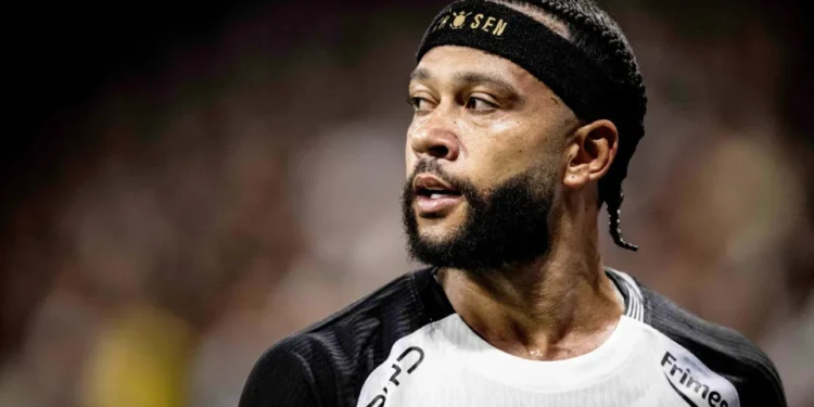 CORINTHIANS ADMINISTRA CONTRATO E PLANOS FINANCEIROS ENVOLVENDO MEMPHIS DEPAY