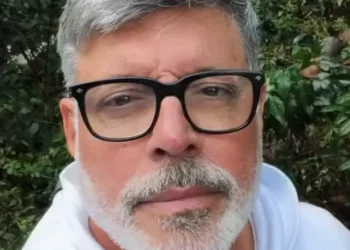 ALEXANDRE FROTA FECHA RETORNO À TV GLOBO PARA INTEGRAR ELENCO DE ARCANJO RENEGADO