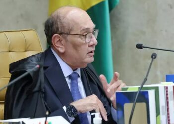 GILMAR MENDES FAZ PIADA COM AUDIÊNCIA DA TV GLOBO EM SESSÃO NO SUPREMO