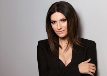 LAURA PAUSINI COMANDARÁ CRUZEIRO TEMÁTICO COM APRESENTAÇÕES NO BRASIL